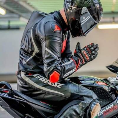 MOTORBIKE SUIT